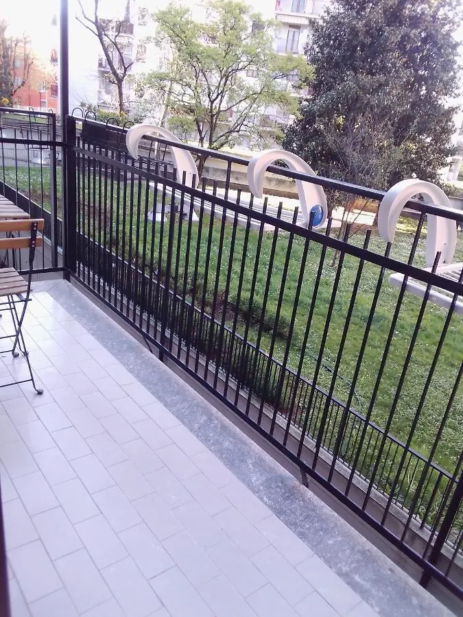Penzion Gigli, Rooms Con Cucina In Comune E Terrazza Milán Itálie