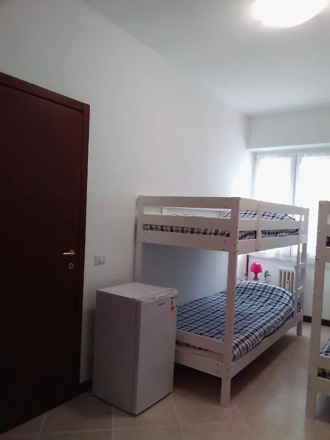 Gigli, Rooms Con Cucina In Comune E Terrazza Milan Maison d'hôtes