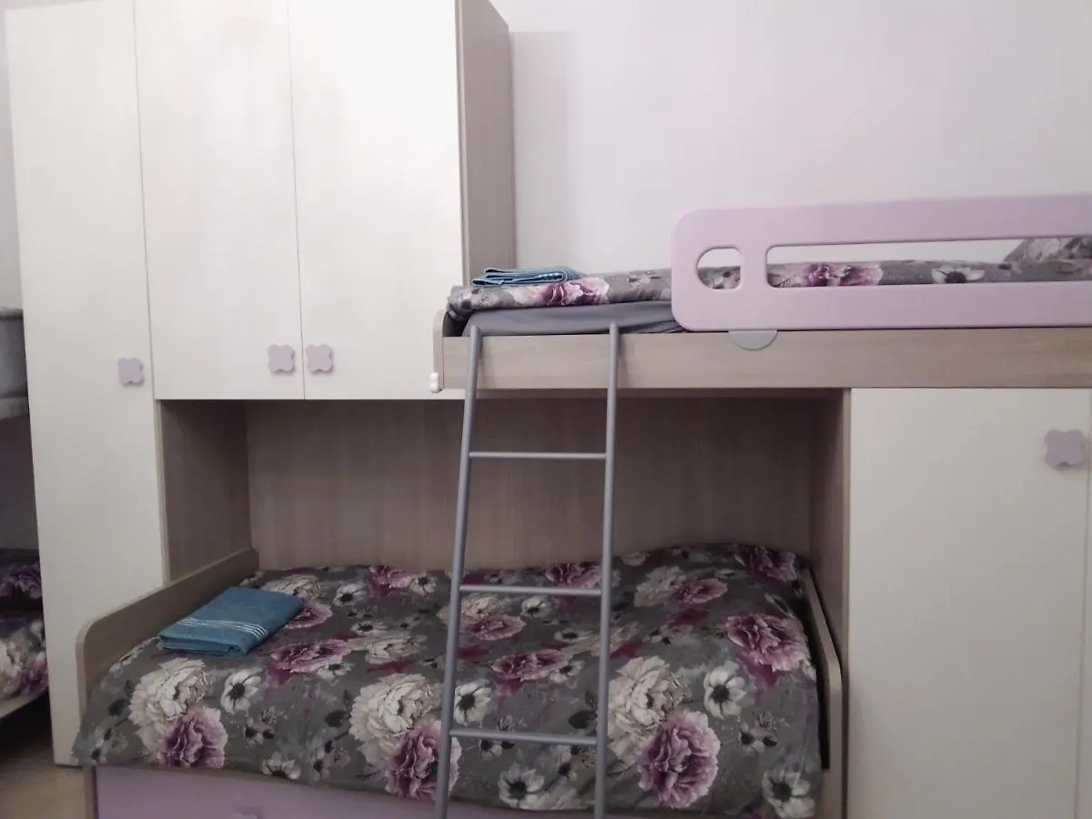 Gigli, Rooms Con Cucina In Comune E Terrazza Milan 0*,  Italie