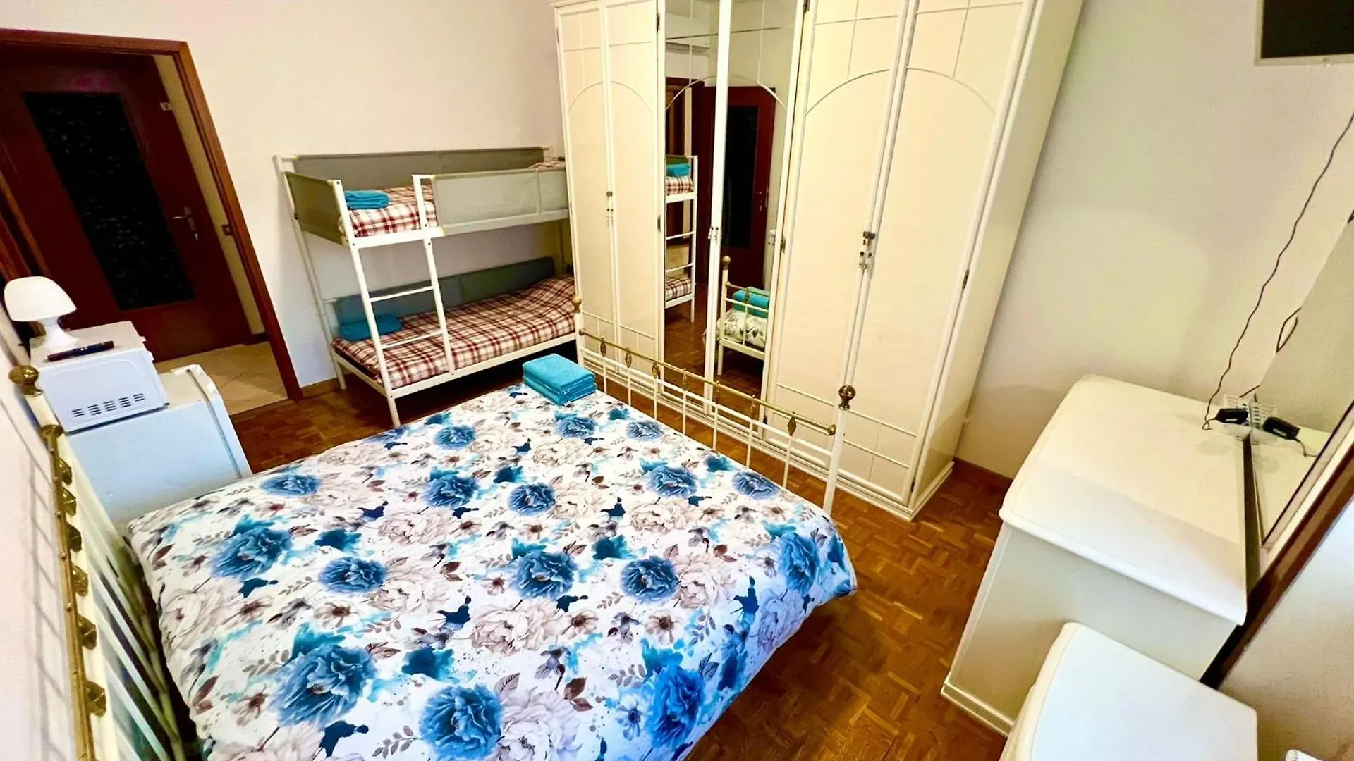 Maison d'hôtes Gigli, Rooms Con Cucina In Comune E Terrazza Milan
