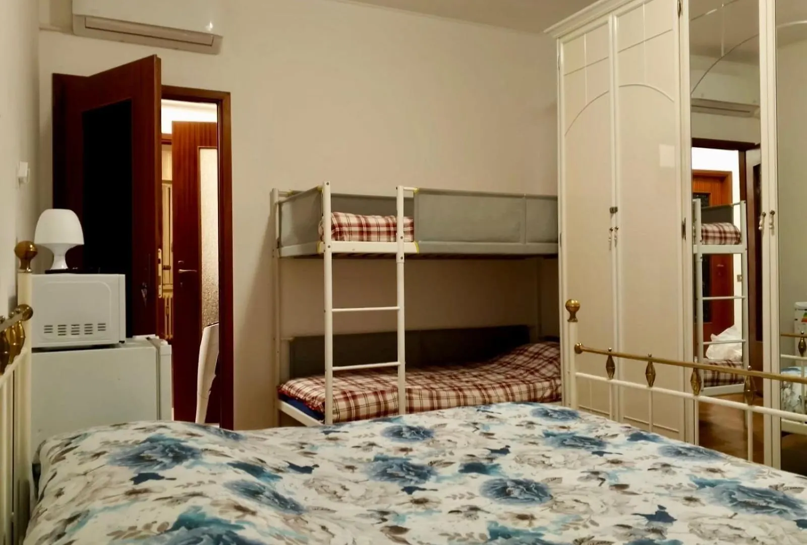 Maison d'hôtes Gigli, Rooms Con Cucina In Comune E Terrazza Milan